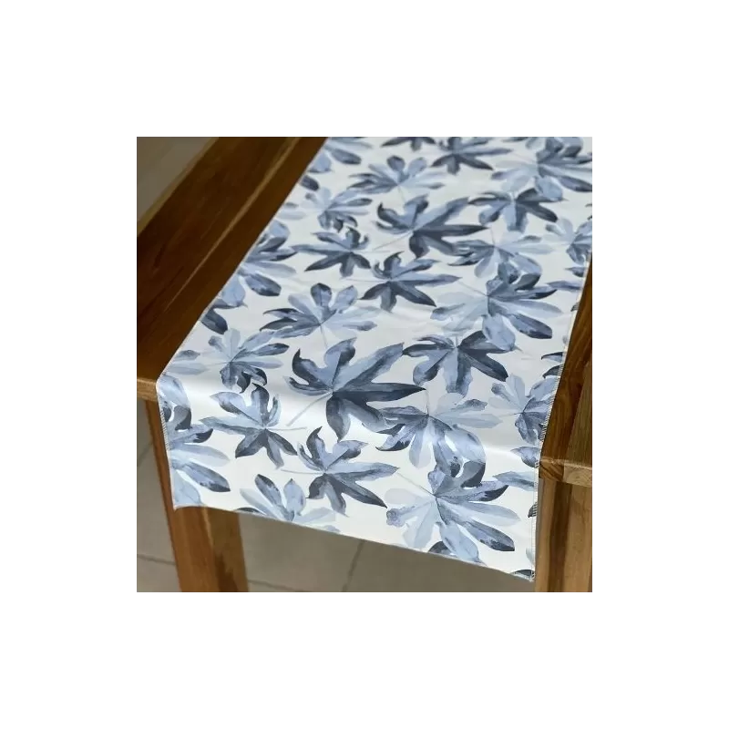 Camino impermeable de ecocuero, vinílico lavable, de fácil limpieza.