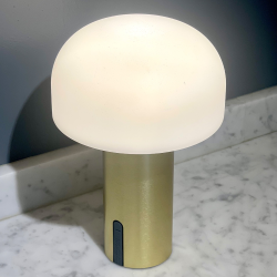 Lámpara Led Recargable "Soho" Oro - KSOHOGO