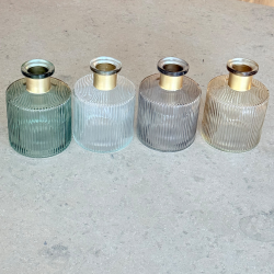 Florero/ Difusor Gris Líneas Rectas con anillo "Oro" - ZOROLIGR