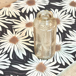 Florero/ Difusor Líneas Oblicuas Champagne - ZOBLICH