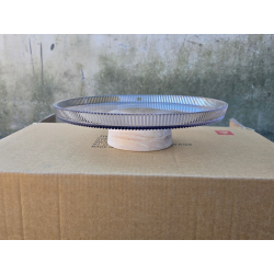 plato de torta, platos de torta con pie, plato de torta de vidrio con pie de madera, mesa, cocina, vesti tu mesa